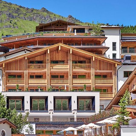 Hotel Berghof Crystal Spa & Sports Tux Dış mekan fotoğraf