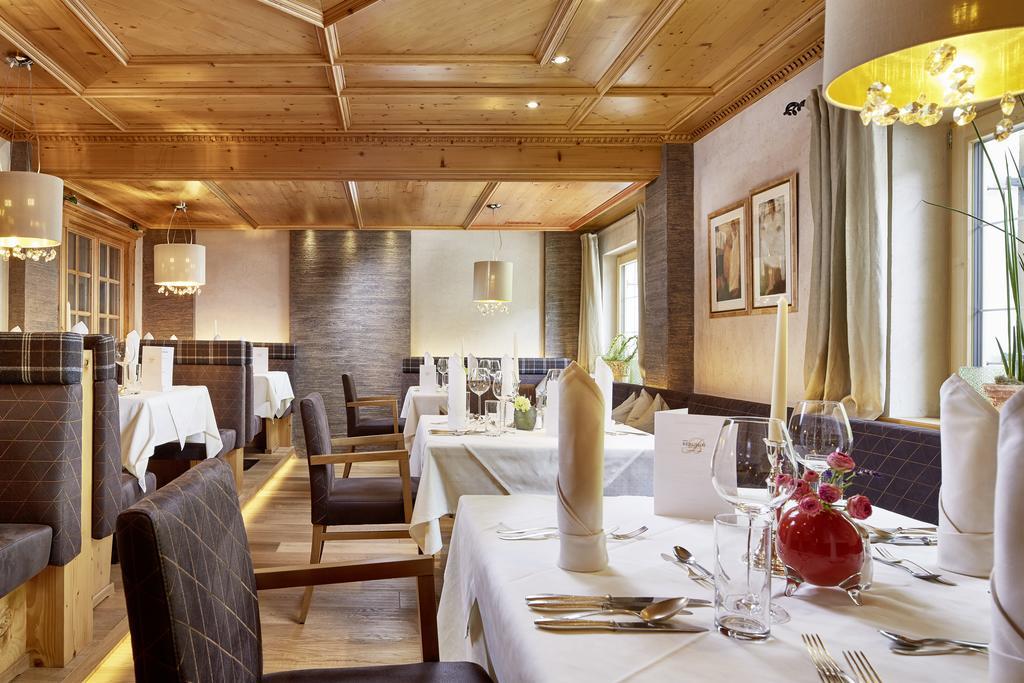 Hotel Berghof Crystal Spa & Sports Tux Dış mekan fotoğraf