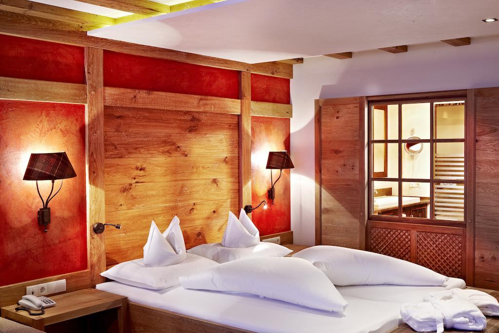 Hotel Berghof Crystal Spa & Sports Tux Dış mekan fotoğraf